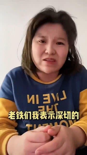 网红吃瓜姿势,揭秘网络红人的“瓜界”风采  第2张